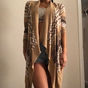 Chevron New York and Company Cardigan gold NEW